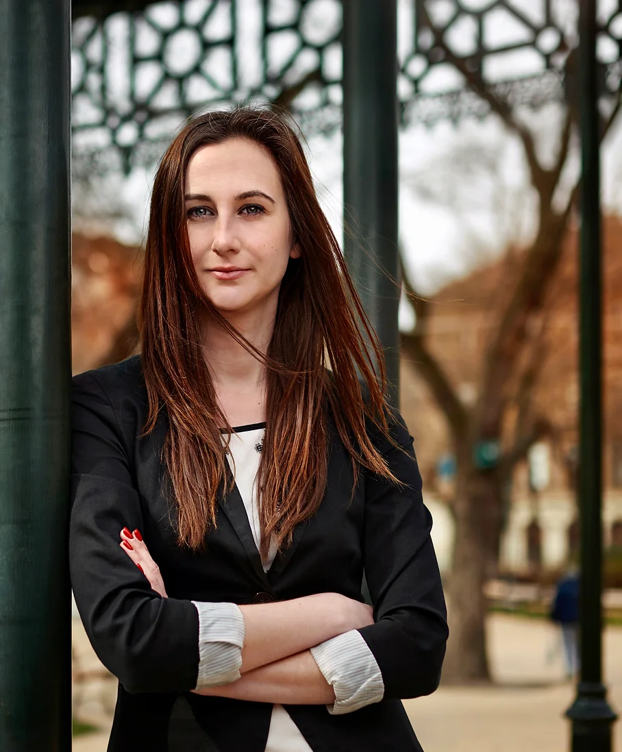 Portréfotó Nyúl Boglárkáról.